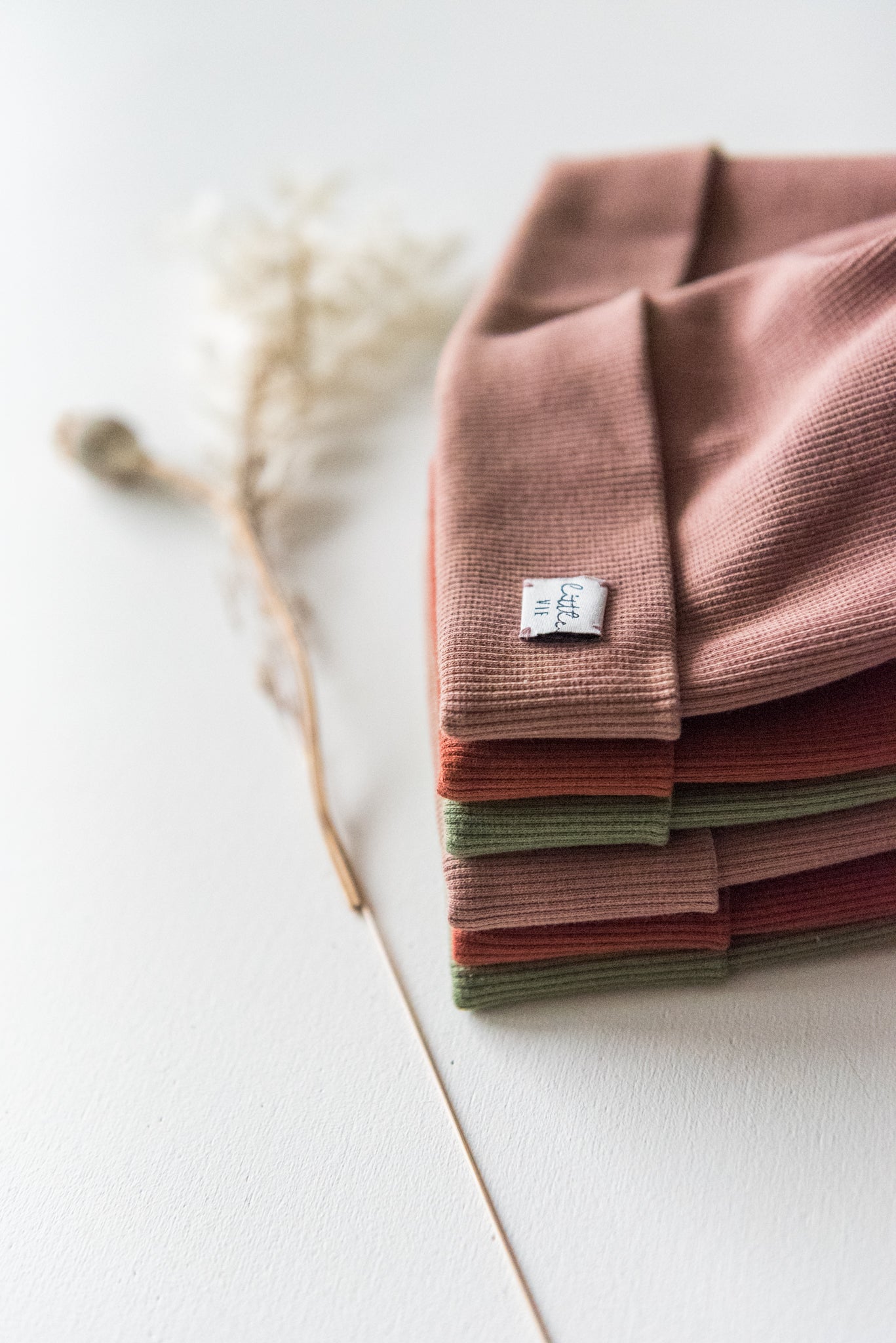 Rib Turn-Up Beanie // old rose