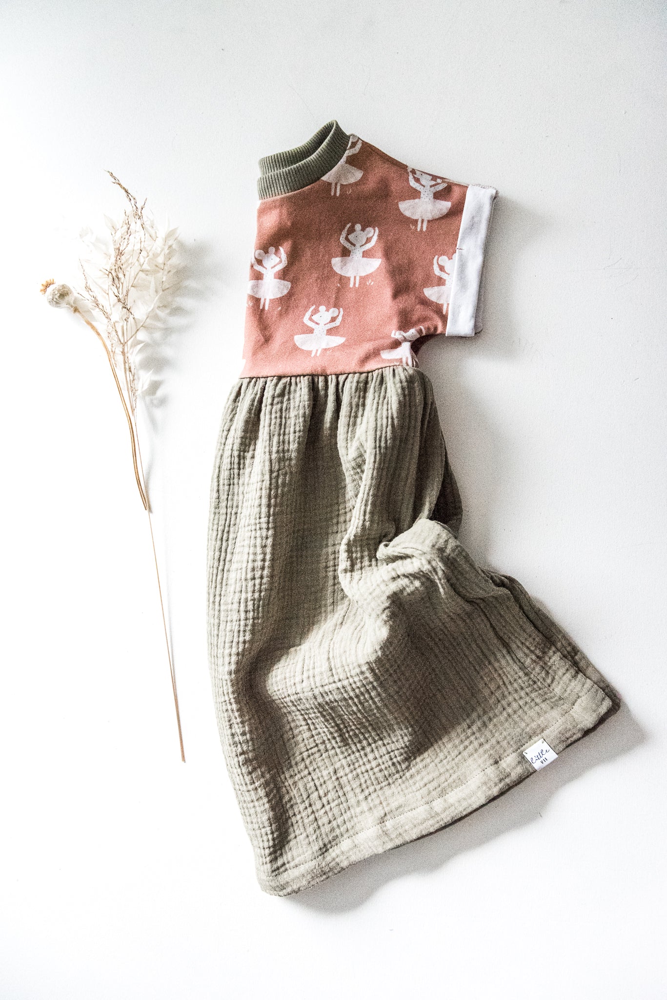 Material Mix Dress // Dancing Queen // Blush // Oregano