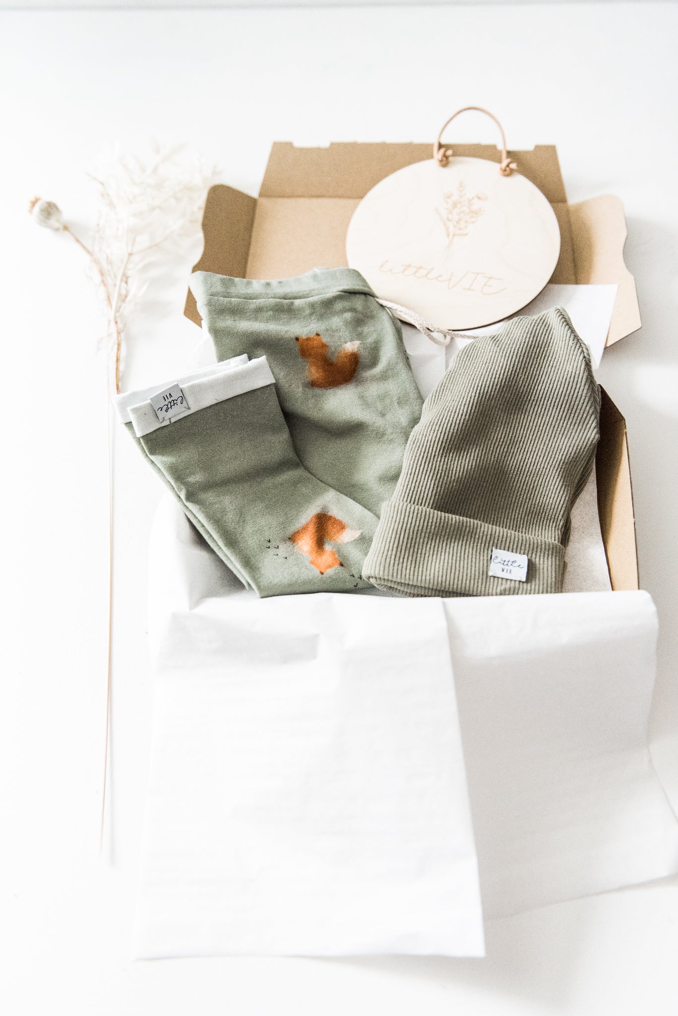 Rib Turn-Up Beanie // rust