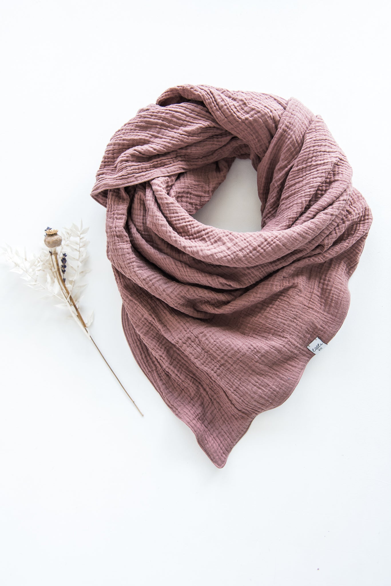 Scarf // Musselin Dreieckstuch // Old Rose // Adult