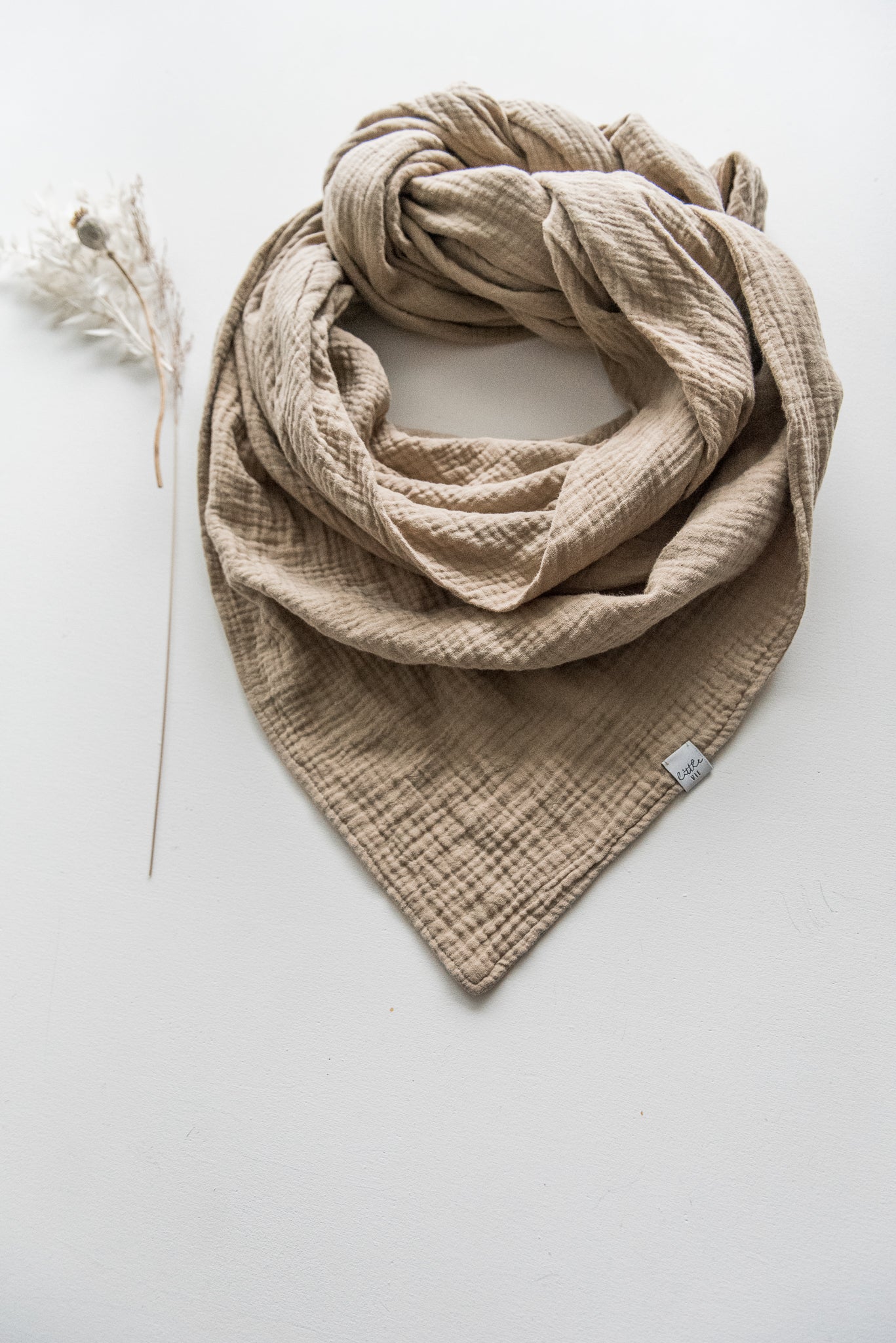 Scarf // Musselin Dreieckstuch // Warm Sand