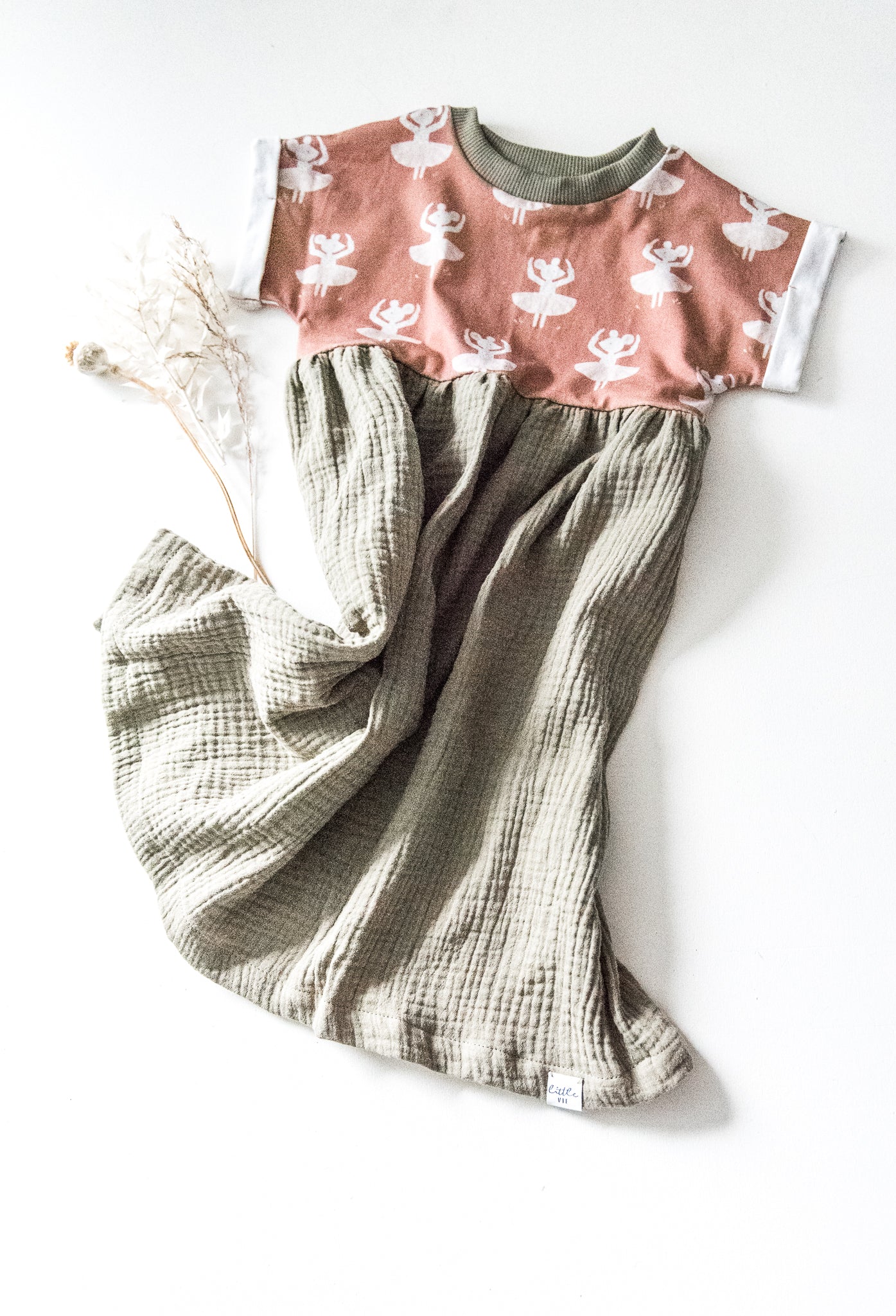 Material Mix Dress // Dancing Queen // Blush // Oregano